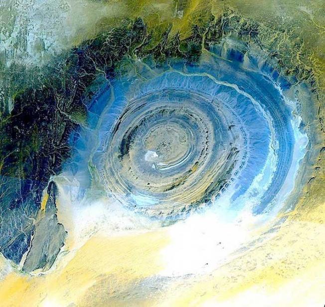 ​The Giant Eye of Africa in Mauritania - Mystery viewed from space