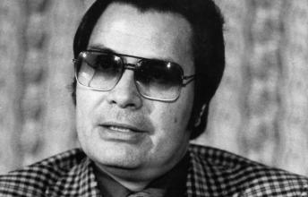 Jim Jones - The humanitarian who killed 900 people and poisoned 300 children