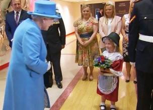 6 Year Old Maisie Got More Than She Bargained For After She Gave Queen Elizabeth ll Some Flowers