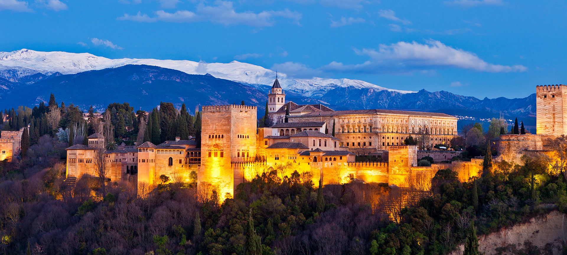Alhambra Palace – Rich History of Andalusia’s Palace