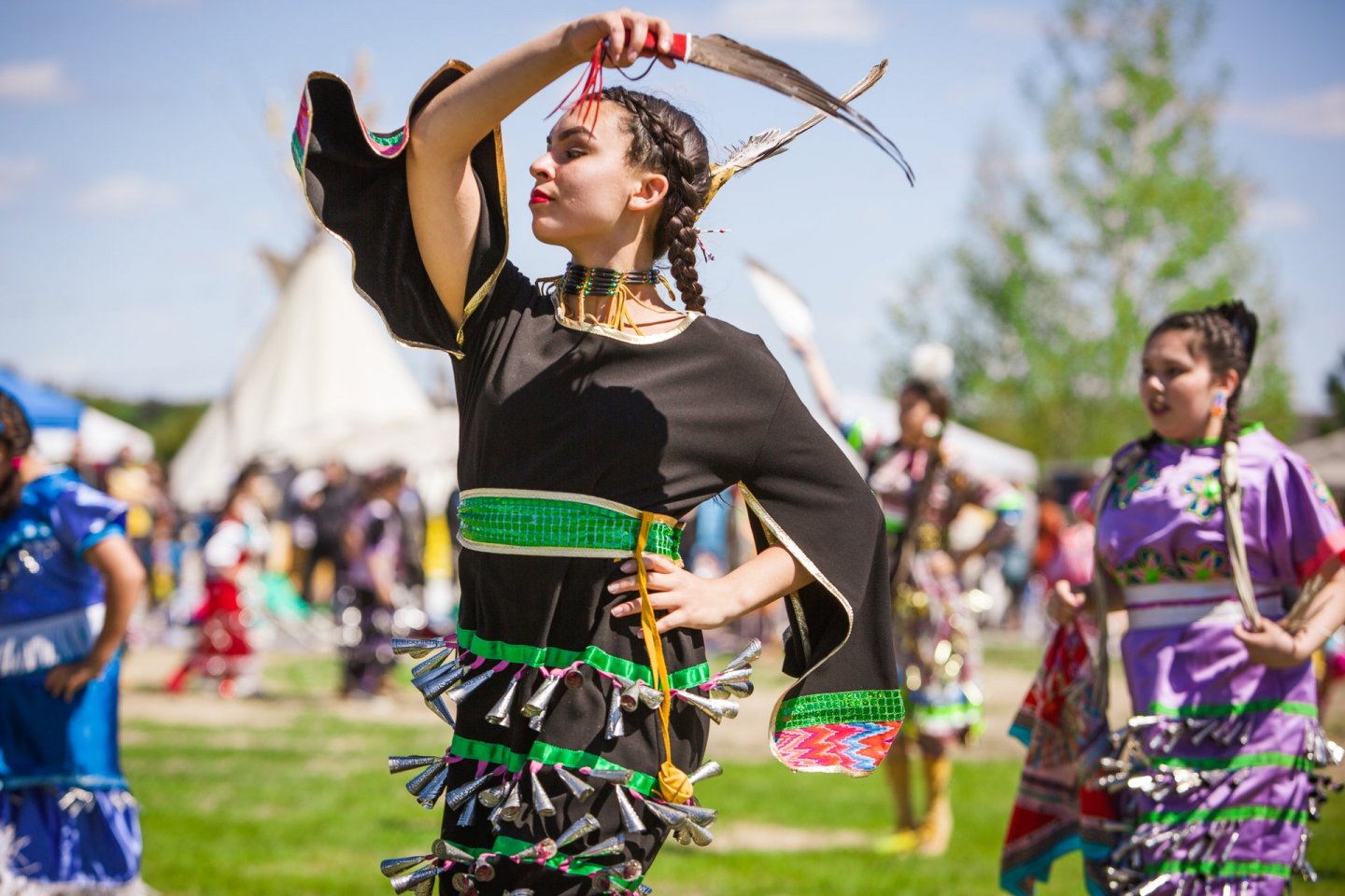 Pow Wow – Healing Traditional Tribal Dance