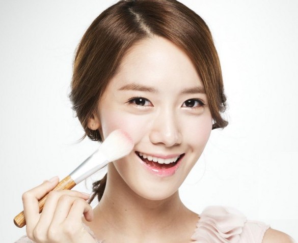 Yoona of girls generation | Bizzare yet Fascinating Trens in Korean Skin Care