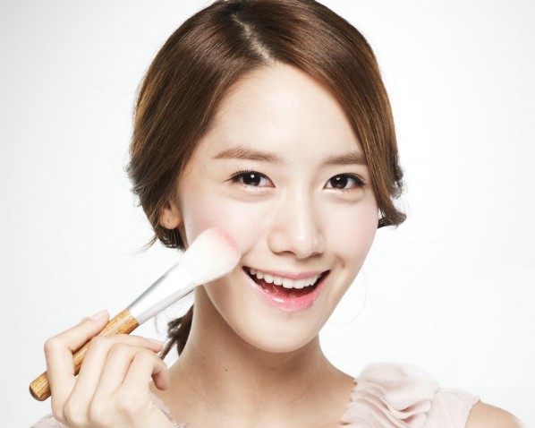 Yoona of girls generation | Bizzare yet Fascinating Trens in Korean Skin Care